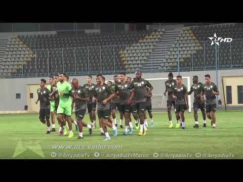 شاهد الرجاء الرياضي ينهى تحضيراته لمواجهة النصر الليبي الأحد المقبل